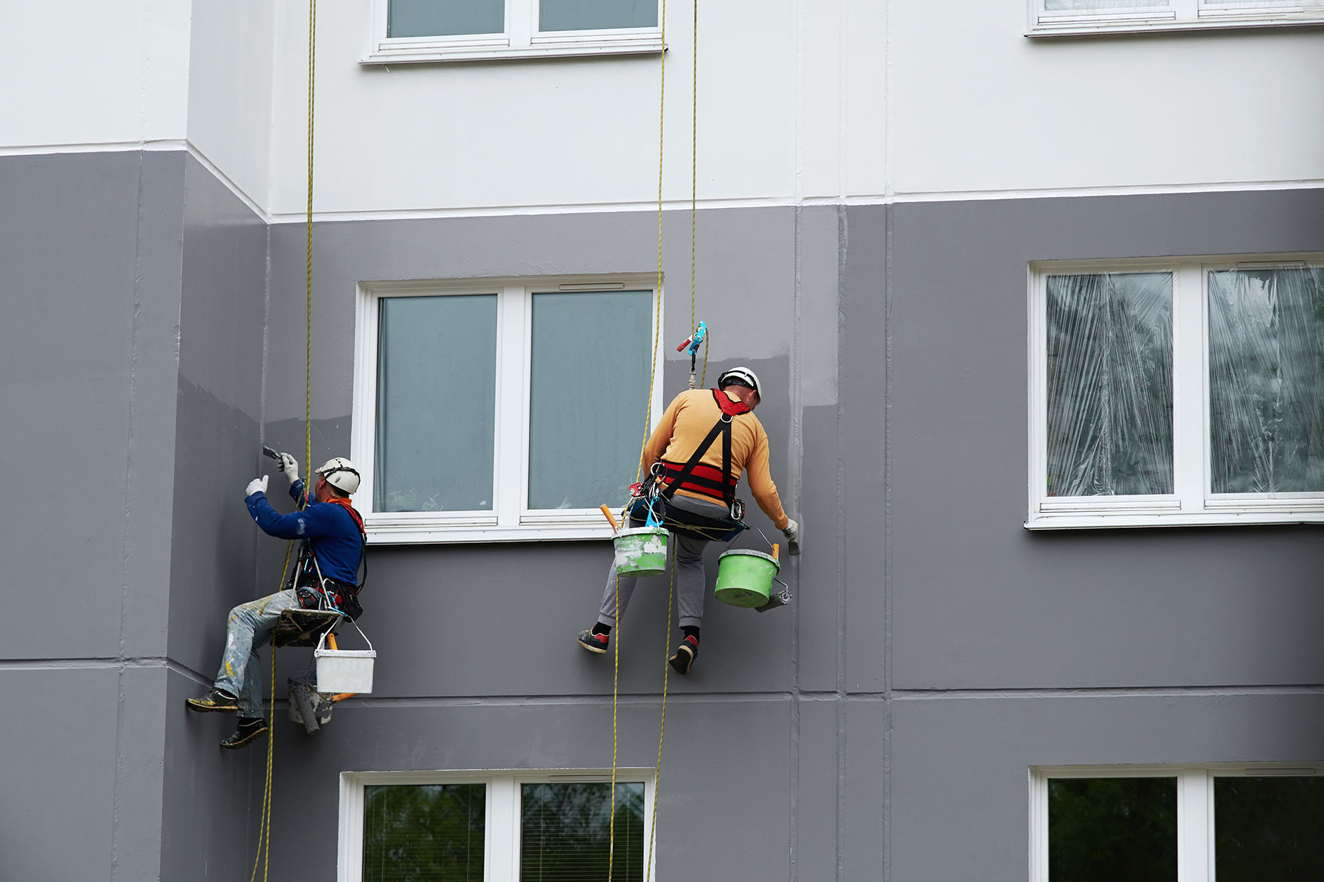 Revitalize Your Building: Expert Tips on External Painting in the UAE