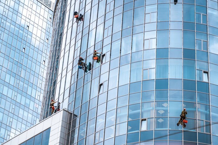 Expert Facade Cleaning Services in Dubai and Abu Dhabi